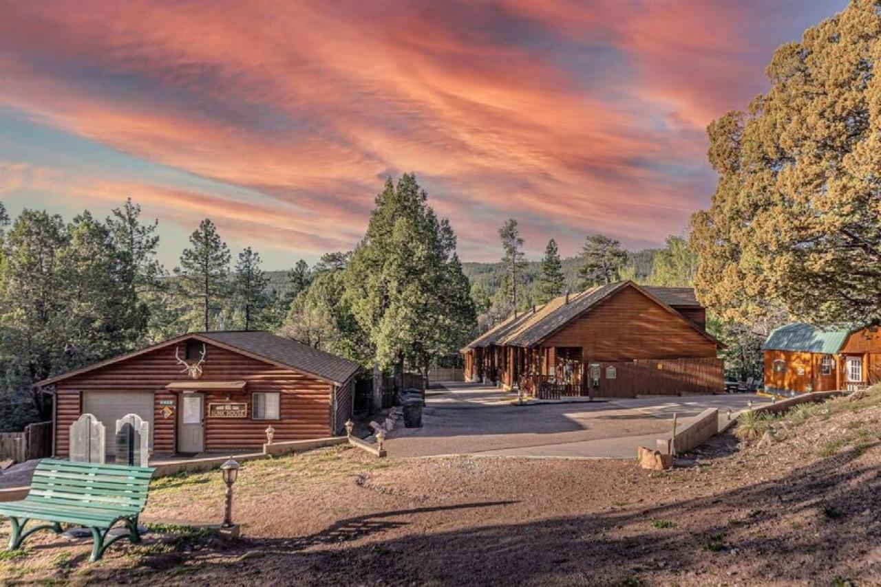 Cabin #3 Rainbow Trout - Pet Friendly- Sleeps 6 - Playground & Game Room Payson Exterior photo