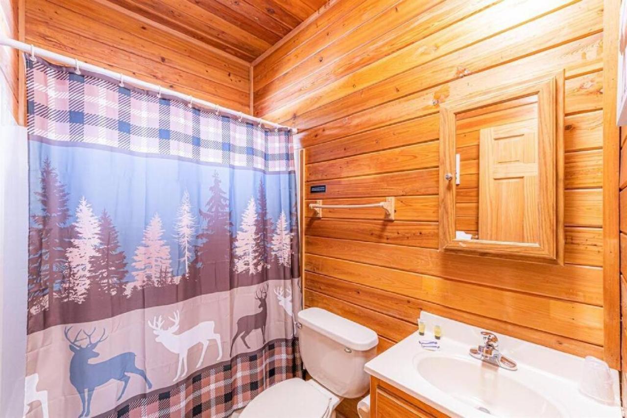 Cabin #3 Rainbow Trout - Pet Friendly- Sleeps 6 - Playground & Game Room Payson Exterior photo